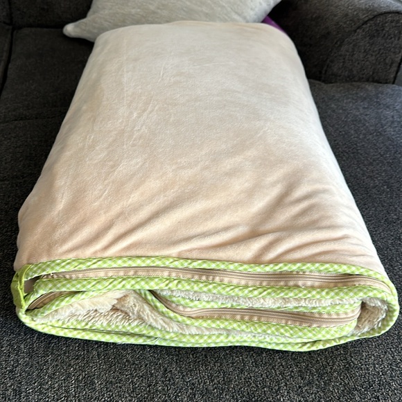 HUG FUN SHAGGY HEAD Sleeping Bag Puppy Dog Full Zippered with puppy head pillow. - Picture 15 of 15